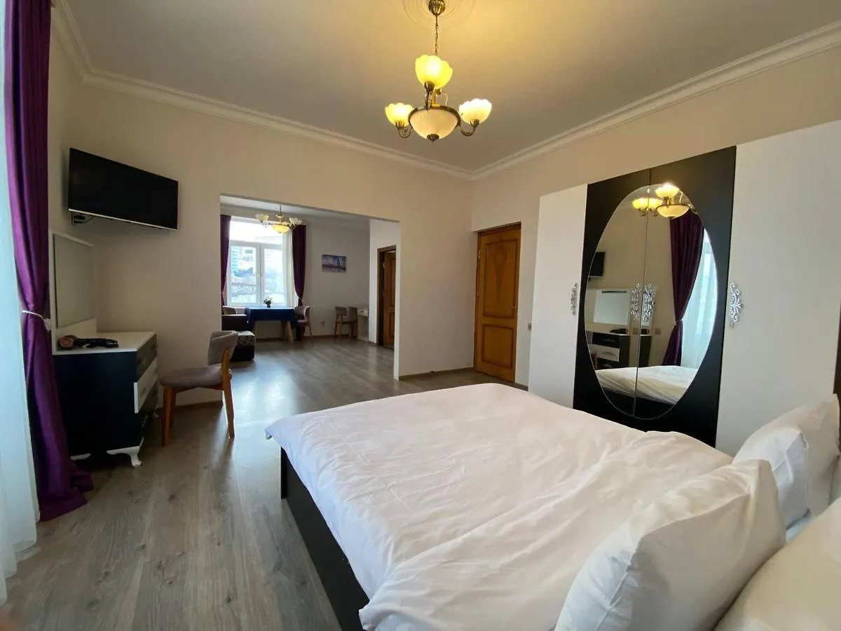 Qiz Galasi Hotel באקו 4*,